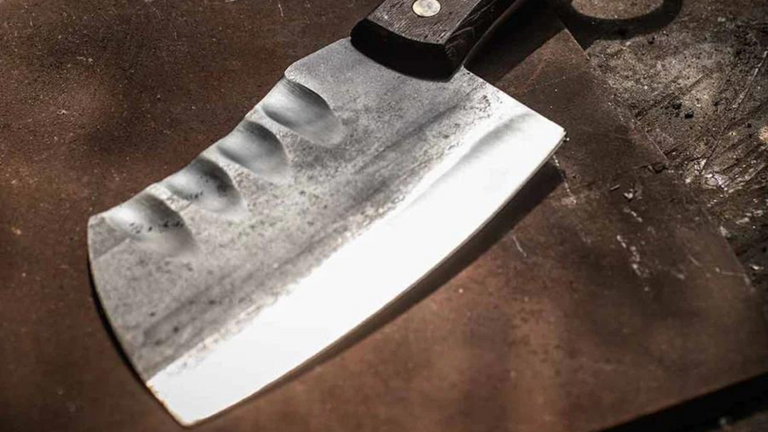 5 Common Mistakes People Make With Their Steel Knives | Coolina