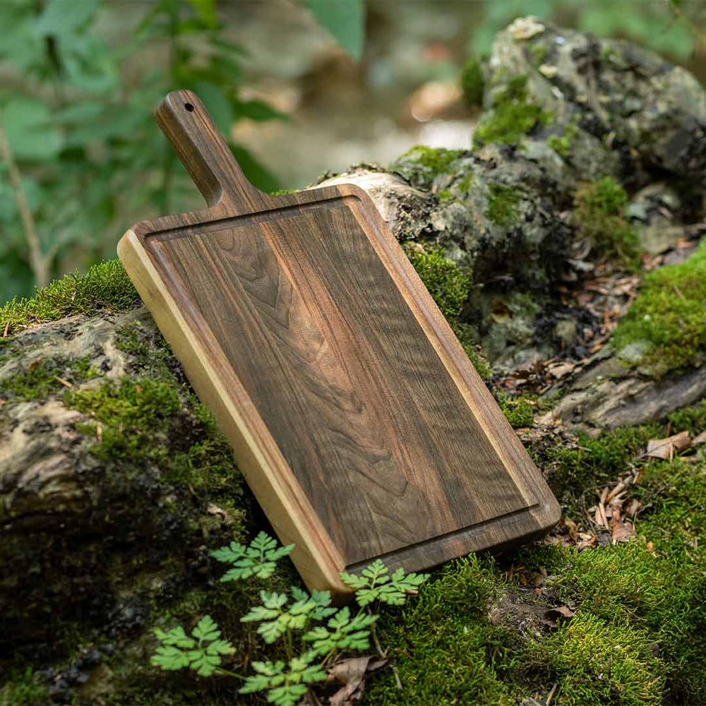 The Coolina Walnut Cutting Board